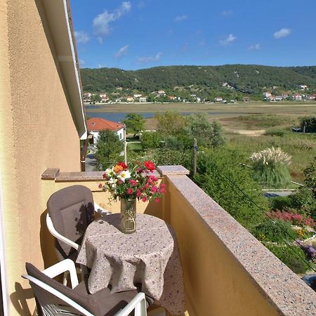 Jaska Anica Apartments Supetarska Draga Exterior photo