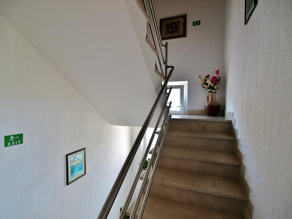 Jaska Anica Apartments Supetarska Draga Exterior photo