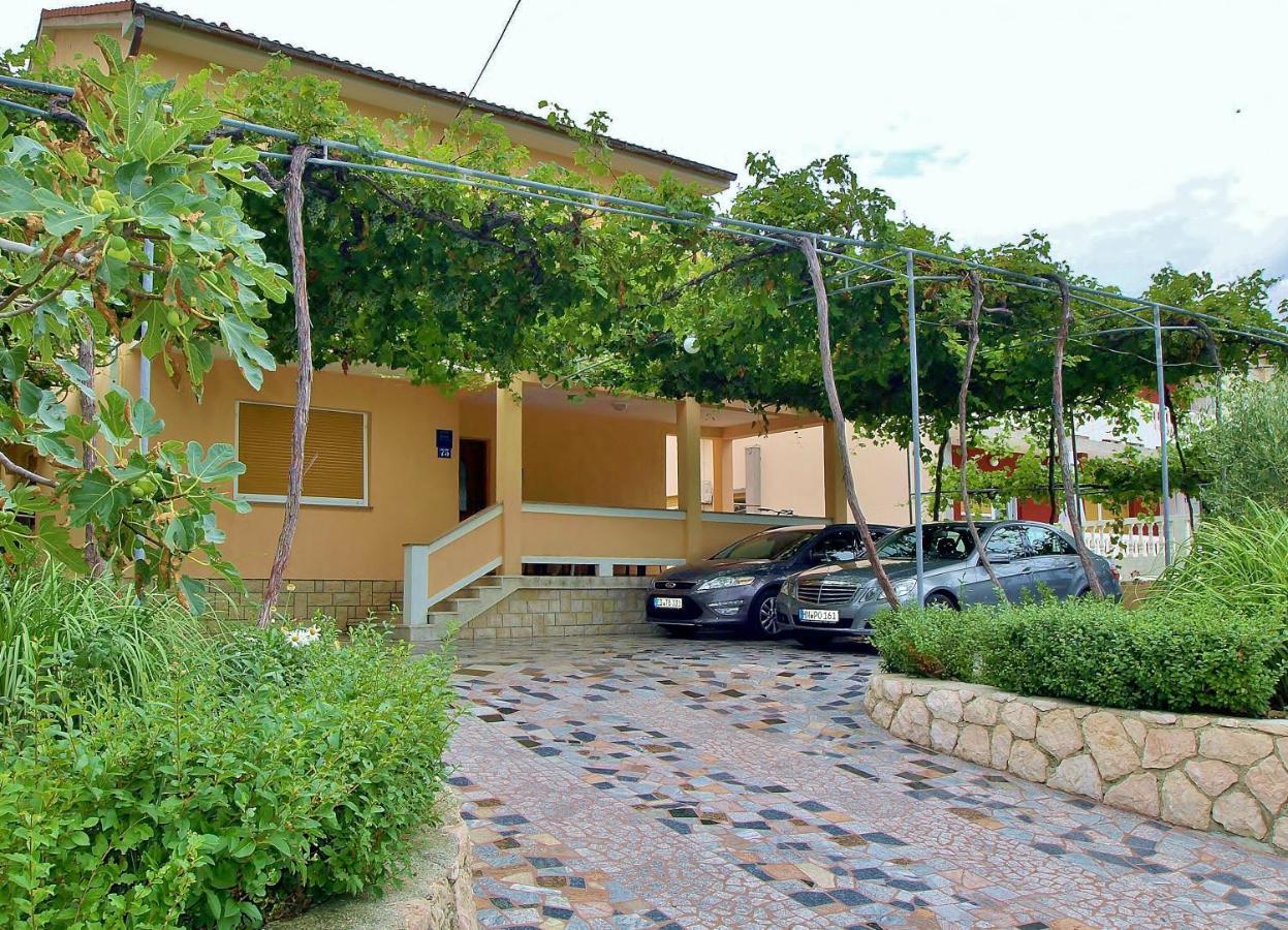 Jaska Anica Apartments Supetarska Draga Exterior photo